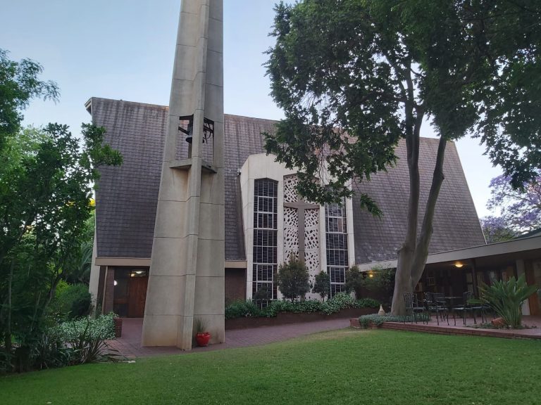Kerk buite 3